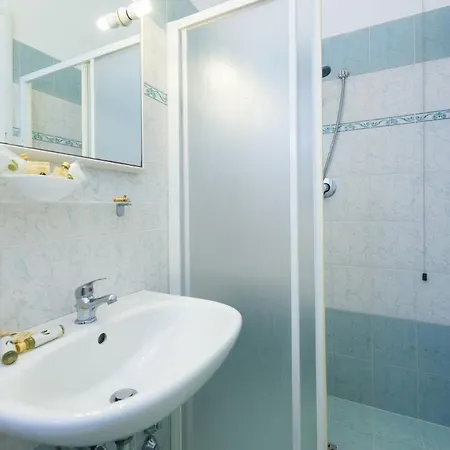 Sirena 3* Λίντο ντι Καμαϊόρε