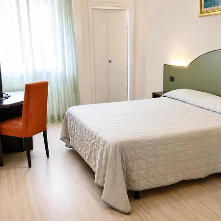 Hotel Sirena Lido di Camaiore