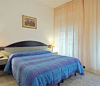 Sirena Hotel 3*